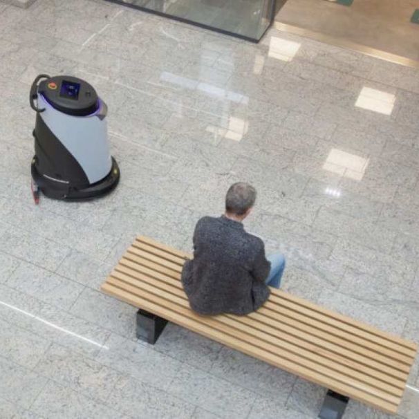 Pořídili jsme ekologický úklidový stroj Scrubber 50. Čistíme efektivněji, šetrněji a s respektem k přírodě